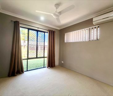 9/15 Parkside Place, Norman Gardens - Photo 2