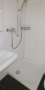 Komplett saniert mit Balkon - Photo 3