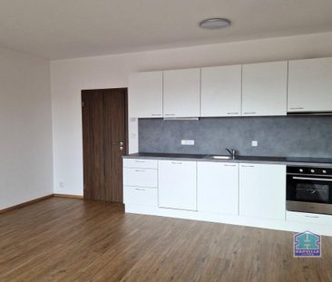 Pronájem bytu 2+kk 61 m2 - Fotografie 6