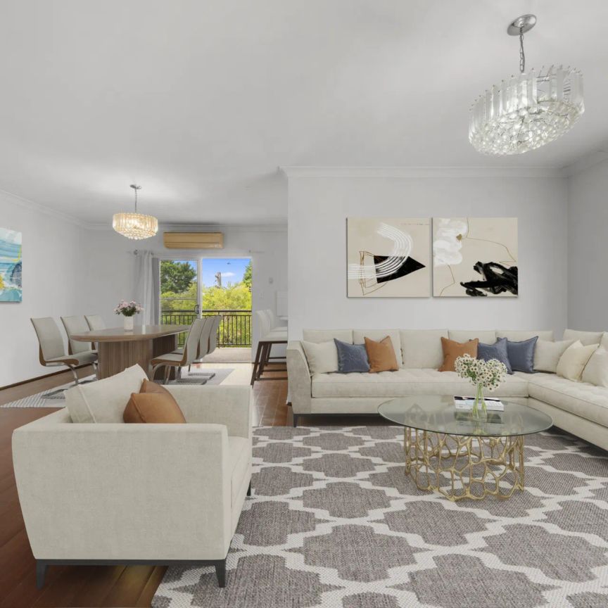 Spacious Two-Bedroom Apartment in Convenient Location - Photo 1