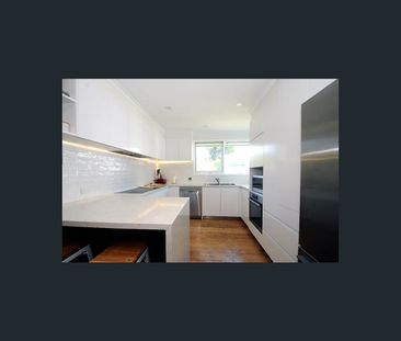 42 Denver Crescent, Rowville, Vic 3178 - Photo 3