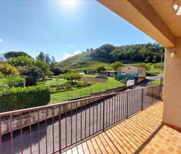 Appartement avec garage, balcon et jardin - Photo 2