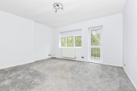 3 bedroom apartment to rent - Photo 3