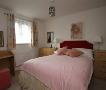 2 bedroom end of terrace house to rent - Photo 6