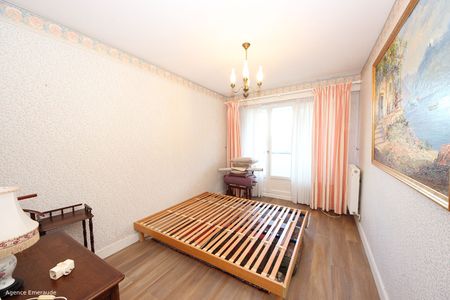 Location Appartement 4 pièces 105m² - Photo 3