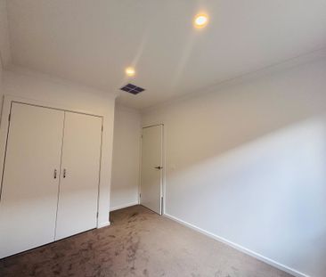 Beautifully Presented Home for Lease - Photo 5