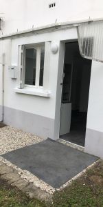 A LOUER REZE PONT ROUSSEAU - Appt T1 RDC - TERRASSE CAVEAU - STATIONNEMENT EXTERIEUR - Photo 4