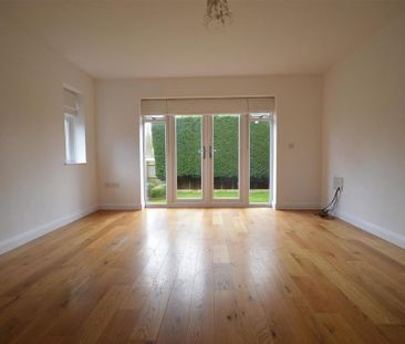 3 bedroom detached house to rent - Photo 2