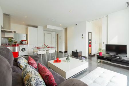 Calle Pérez Galdós, Madrid, Community of Madrid 28004 - Photo 2