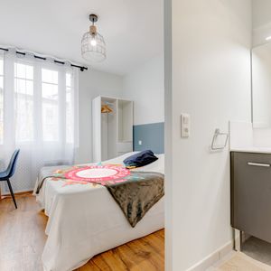 VIALA Roommate 4 Bedrooms at Lyon 3e - Photo 2