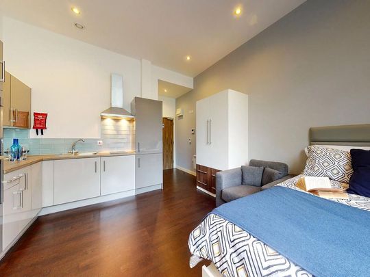 Studio to rent - Photo 1