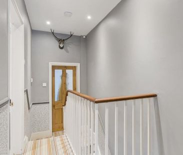 3 bedroom semi-detached house to rent - Photo 2