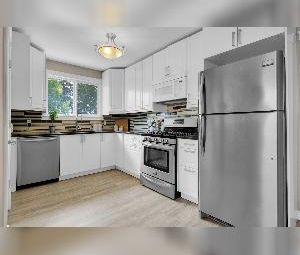 Goldbar 3 Bed 1 Bath Single Garage Home For Rent - Photo 2