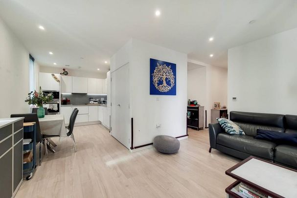 2 bedroom flat to rent - Photo 1