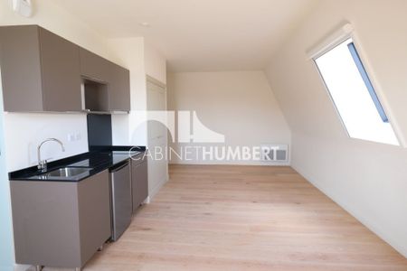 Location Appartement 1 pièce 35m² ST ETIENNE 42000 - Photo 2