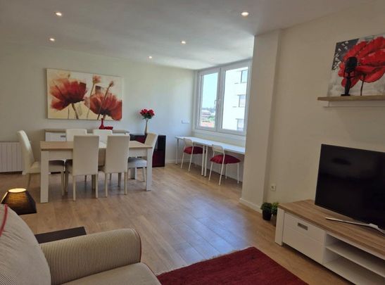 Praça Pedra Verde, Porto, Braga 4100-385 - Photo 1