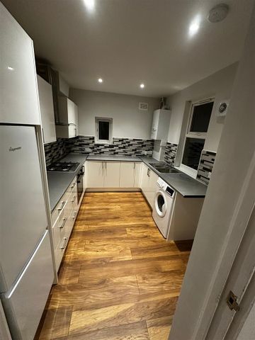 Cray Road, Sidcup DA14, London - Photo 2