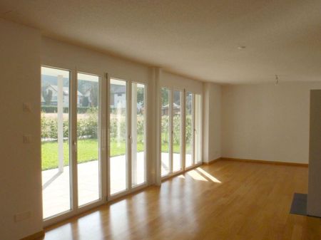 grosszügige 5.5-Zimmer-Gartenwohnung - Photo 3