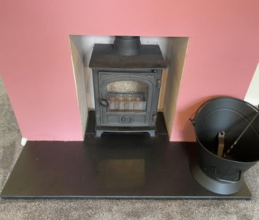 3 bedroom semi-detached house to rent - Photo 4