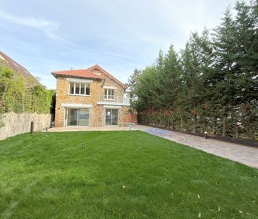 Maison familiale 5 chambres – jardin – 3 box – Rueil Malmaison – - Photo 5