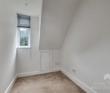 4 bedroom detached house to rent - Photo 5