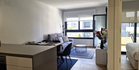 Apartamento de alquiler en Calle Gigantes y Cabezudos, 10, Villamartín - Las Filipinas - Photo 3