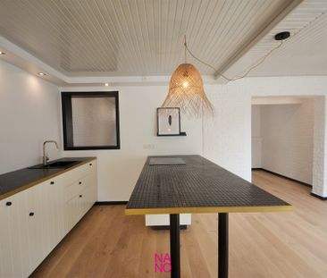 Uitstekend gelegen en mooi gerenoveerde rijwoning met zonnige tuin ... - Photo 3