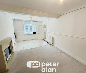 3 bedroom property to rent - Photo 1