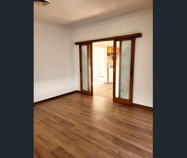 3 Bedroom Home in Prime Location - Photo 3