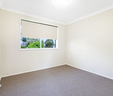 Neat & Tidy Three Bedroom Home - Photo 2