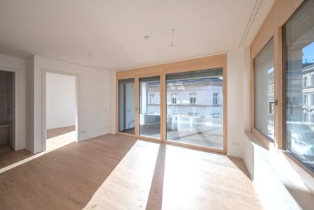 ++NEU++ Stilvolle 2-Zimmer-Wohnung mitten im Herzen der Stadt (1/13) - Photo 2