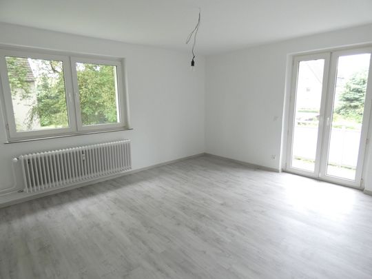 Attraktive Wohnung mit Balkon in zentraler Lage *wird derzeit modernisiert* - Foto 1