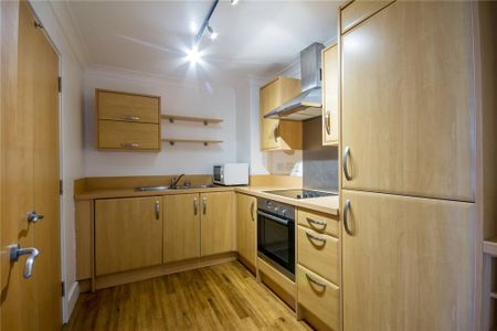 1 bedroom flat to rent - Photo 3