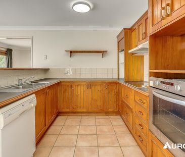 30 Deerdale Street, Stafford Heights QLD 4053 - House For Rent | Do... - Photo 1