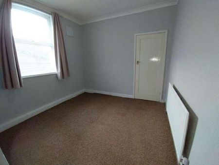 Devonshire Road, Blackpool, FY3 - Photo 2