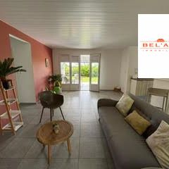 Location Maison 4 pièces 88m² LE VAUCLIN 97280 - Photo 1