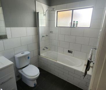 15 Wattle Street, Dubbo NSW 2830 - House For Rent | Domain - Photo 3