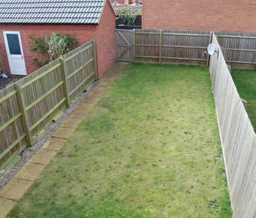 3 bedroom terraced house to rent - Photo 5