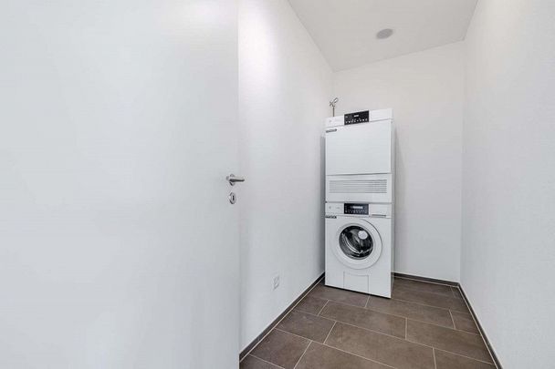 Attraktive 4.5 Zimmer-Eigentumswohnung mit Weitblick zur Miete - Photo 1
