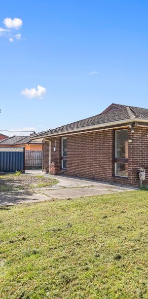 Convenient Living! - Photo 1