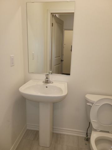 For Lease - 1222 Rexton Drive, Oshawa, Ontario - Photo 5