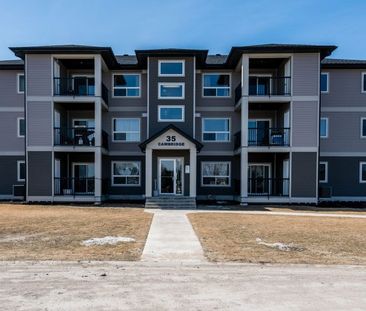 35 Cambridge Way, Steinbach, MB - Photo 1