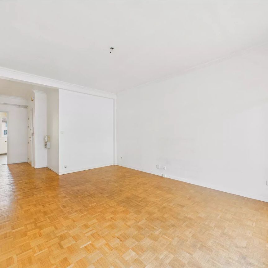 Location Appartement 3 pièces 63m² NICE 06300 - Photo 1