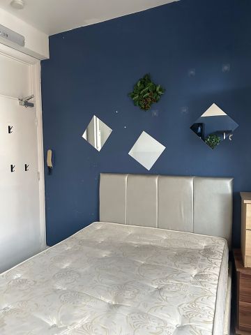 Studio Flat, Barons Court, W14 - Photo 2