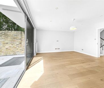 Meadowbank, Primrose Hill, London, NW3 3AY - Photo 5