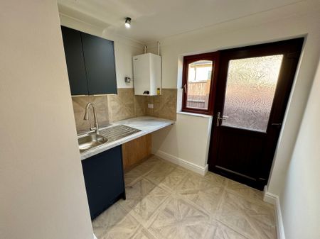 The Avenue, Thetford, Brookville - Photo 4