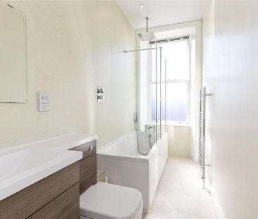 4 bedroom terraced house to rent - Photo 3
