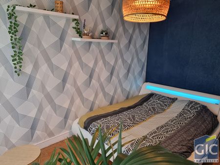 Location Appartement 4 pièces 79m² - Photo 4