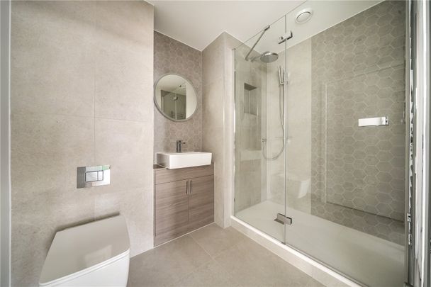 Baldwin Lane, London, SE3 9AY - Photo 1