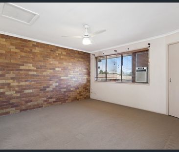 Spacious & Homely - Photo 3